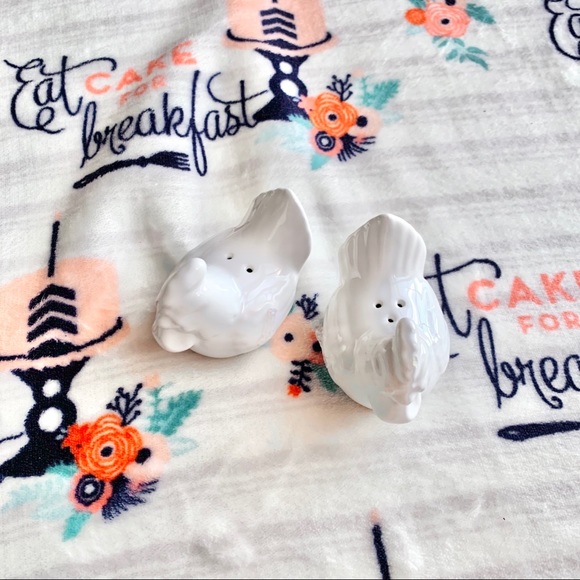 🐓 Rooster Country Ceramic Salt & Pepper Shakers - Picture 4 of 9